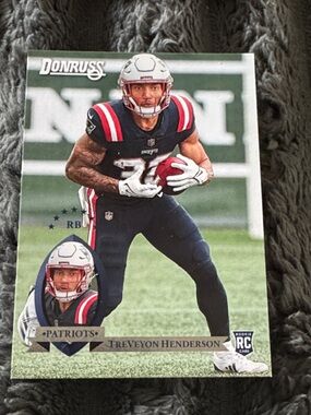 Donruss Treveyon Henderson Patriots Rookie Card - Navy/Red/White